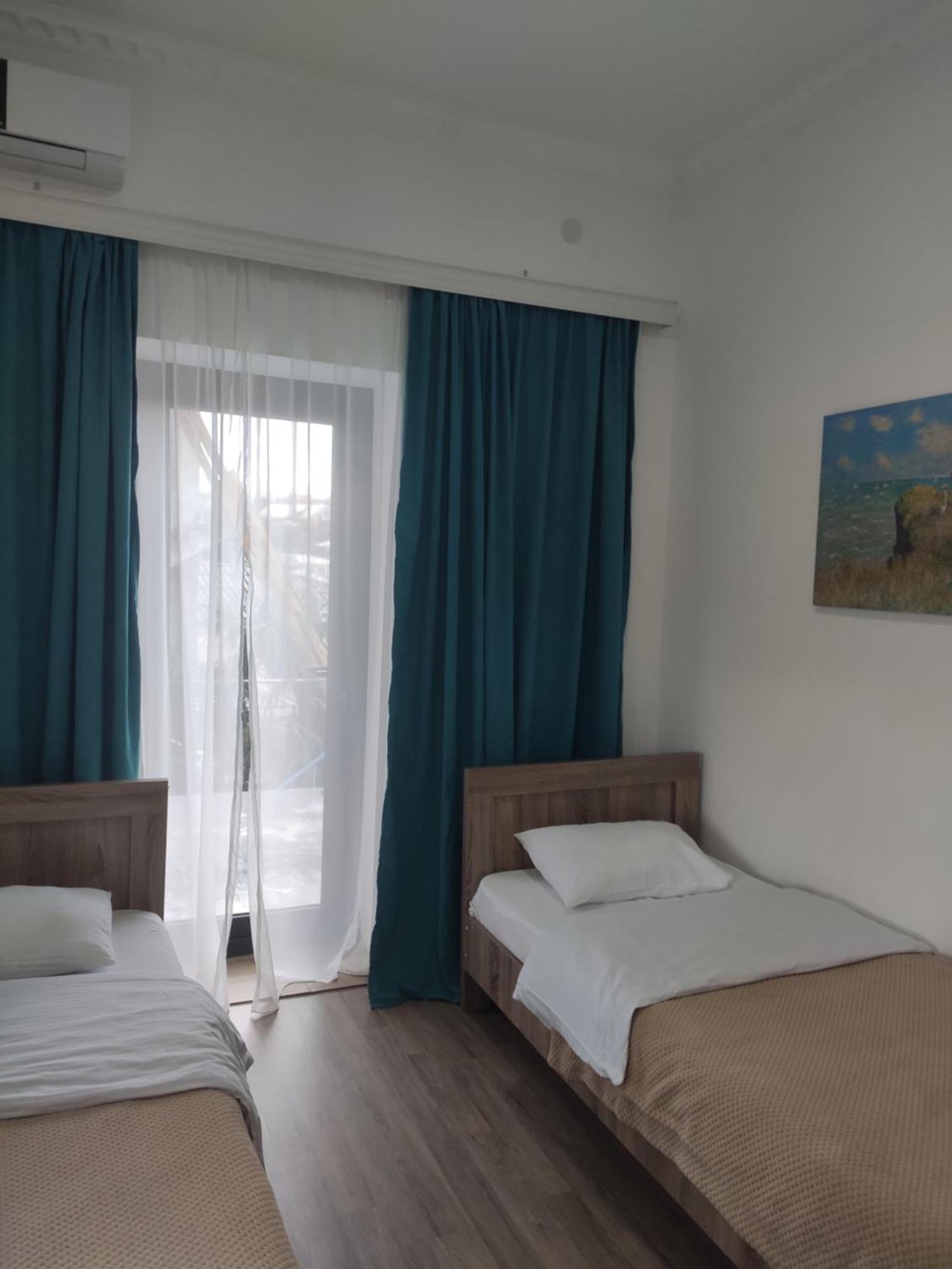 Family Нotel Banuri Kutaisi Exterior foto