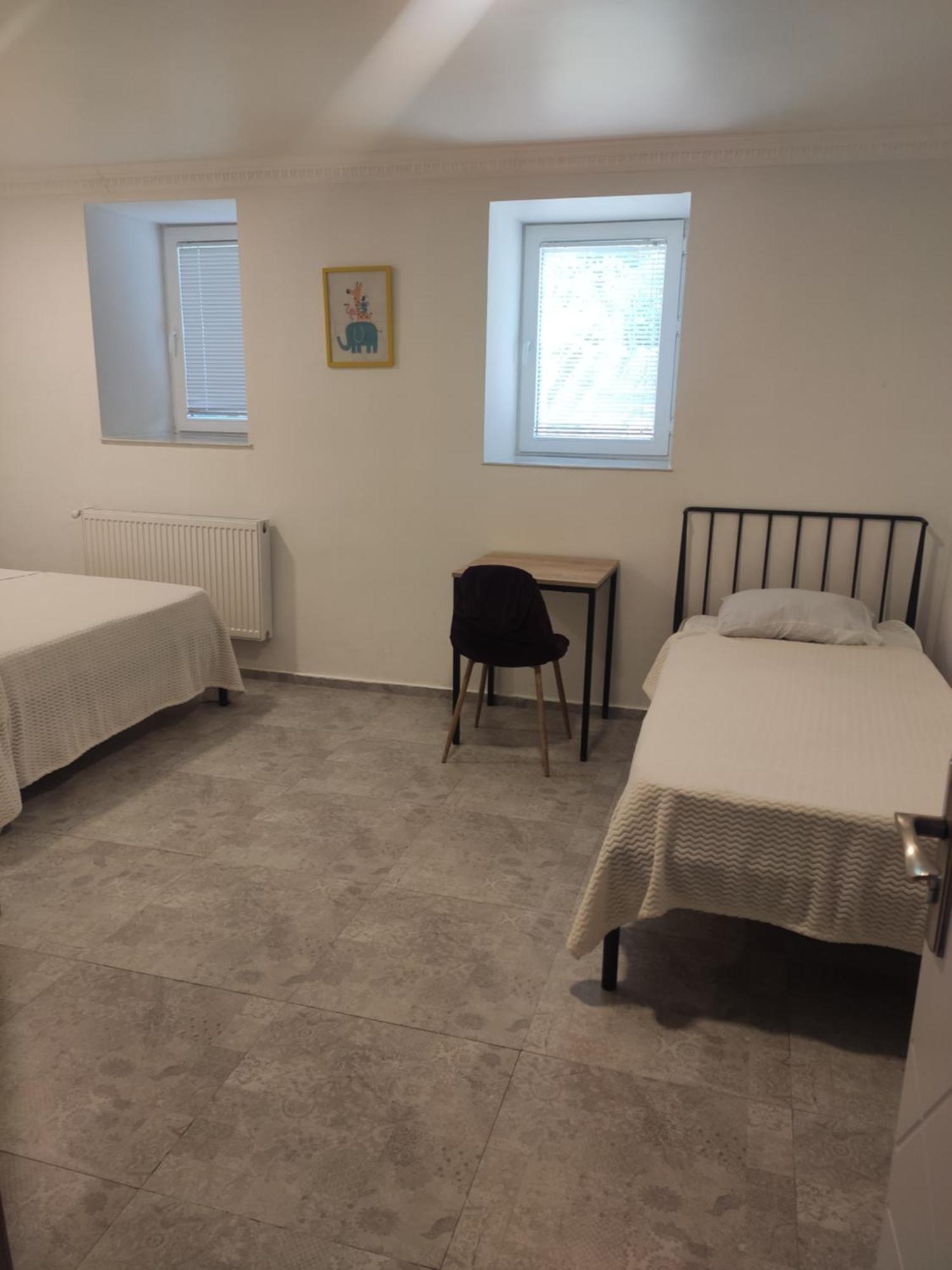 Family Нotel Banuri Kutaisi Quarto foto