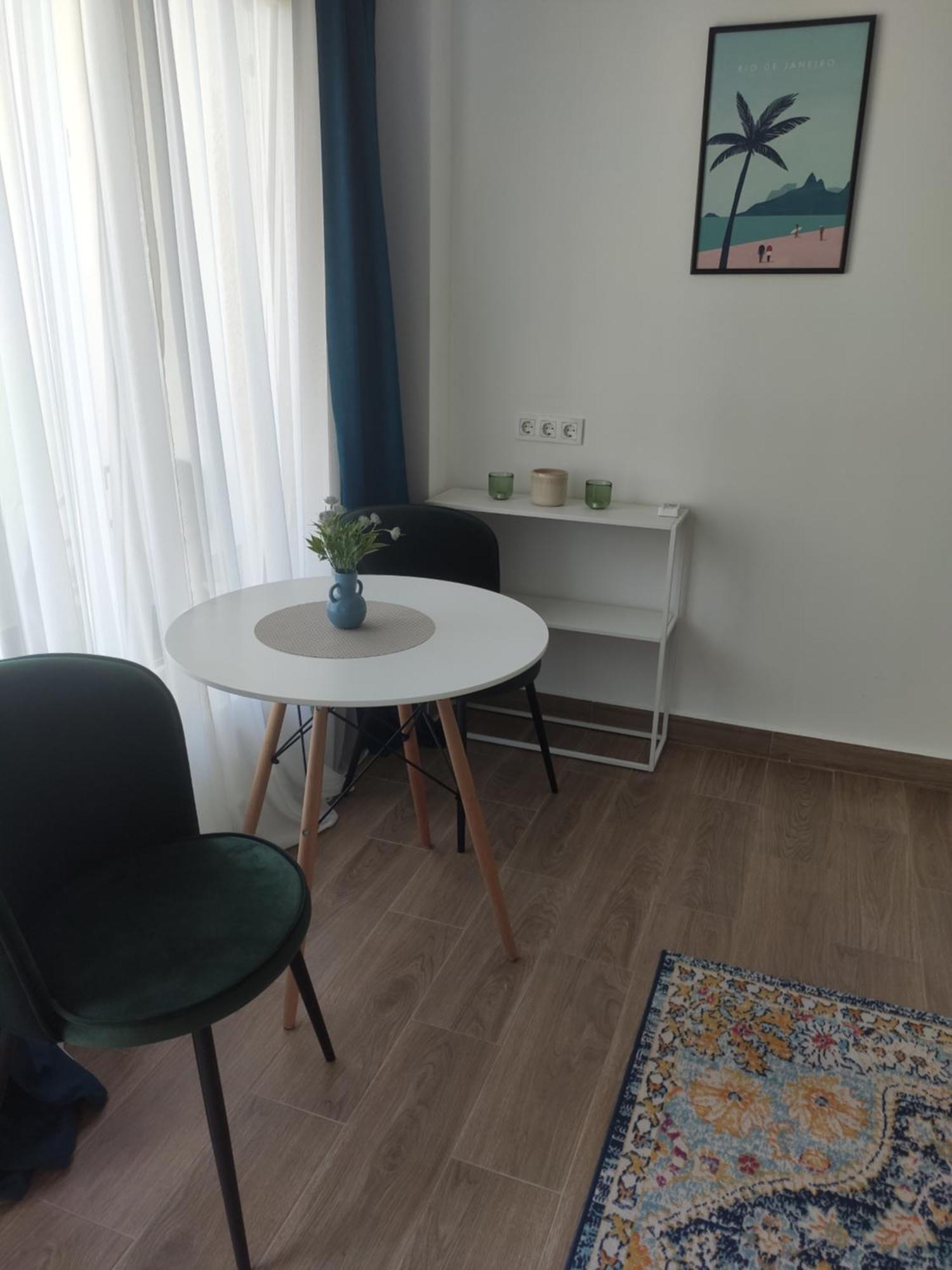 Family Нotel Banuri Kutaisi Quarto foto
